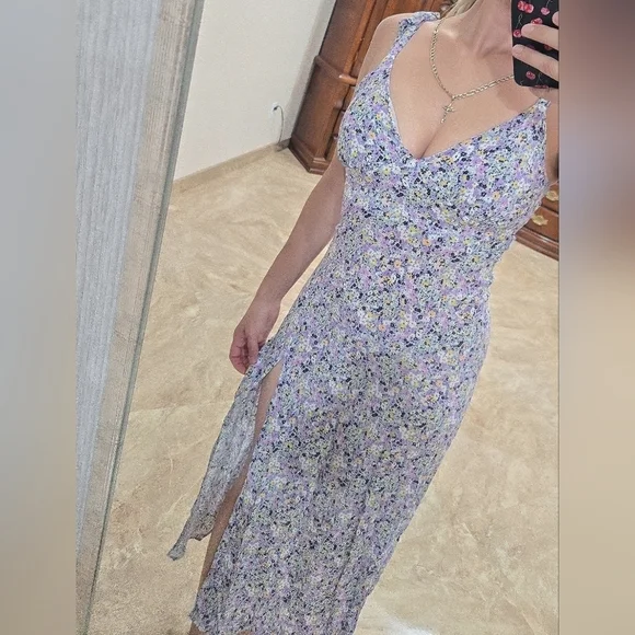 Zara Floral Ditzy Sleeveless Midi Dress with Slit - Picture 7 of 7